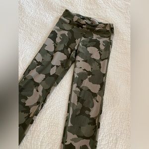 Athleta Girl Leggings Size L 12